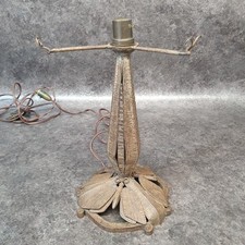 ancien pied de lampe en fer