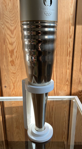 Paris 2024 olympics torch - paris,