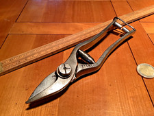 outils anciens, beau sécateur