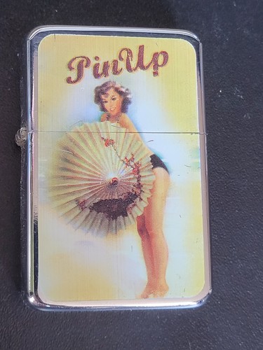 Briquet metal tristar pin - metal, up