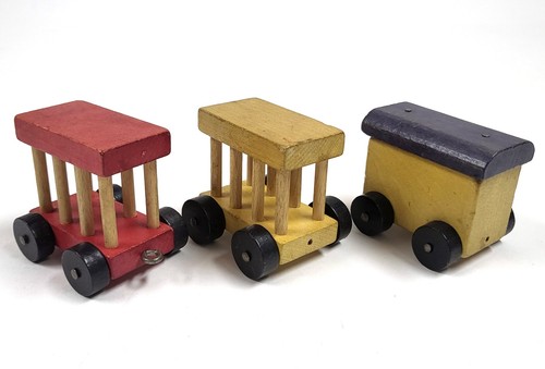 Chariots train bois - train, en
