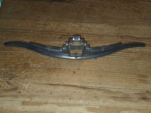 Insigne capot automobile - de,