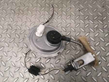 Pompe de réservoir de