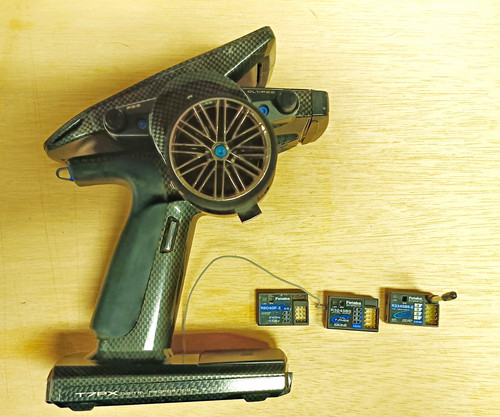 Futaba t7px 4ghz pistol - 2.4ghz,