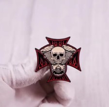 PIN'S BROCHE BADGE TETE DE