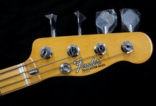 Fender VINTERA II 70S