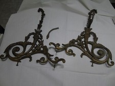 Paire de grands supports de miroir pour coiffeuse ancien en bronze ou laiton