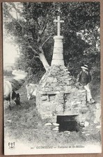 CPA - GUIMILIAU Fontaine de St-Milliau