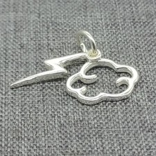 4 pièces de breloques en