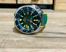 Diver Watch Turtle Automatic With Nh35 Custom : Brazil Édition / Premium Strap