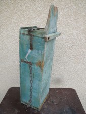 Ancien coffre boite caisse rangement bois grange ferme chalet montagne 