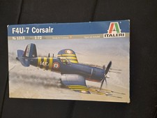 Kit 1:72 F4U-7 Corsair Italeri