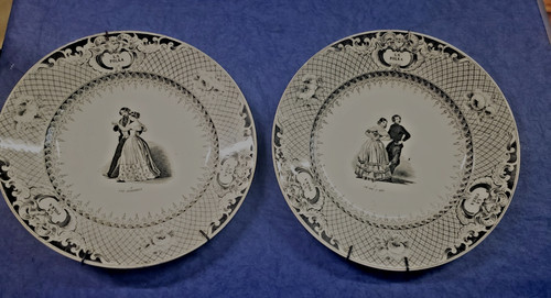 Paire assiettes anciennes - ,