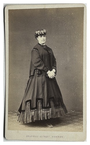 Italie portrait femme - mode, par