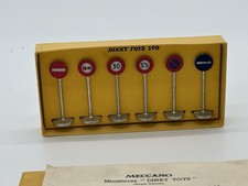 Dinky Toys Original Coffret Panneaux Routiers