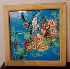 Beau Cadre ancien en faïence