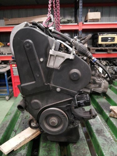 Moteur peugeot 205 - moteur,