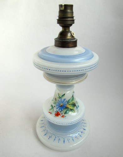 Ancienne lampe pétrole - ancienne,