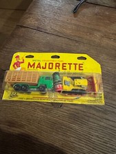 RARE MAJORETTE CAMION BERNARD FOURAGERE + BULDOZER  BLISTER VERSION US  REF 394