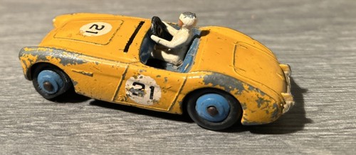 Dinky toys ancienne austin - ancienne,