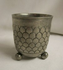 GOBELET tripode ancien ETAIN