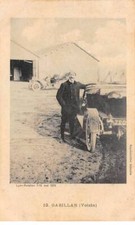 Aviation - n°77561 - Gabillan (Voisin) près d'une voiture