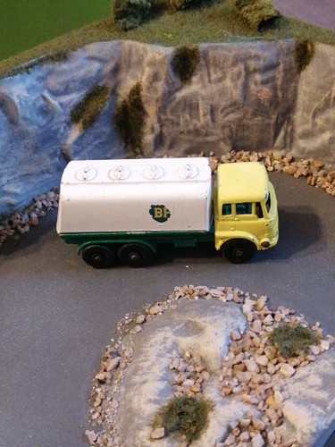 Camion citerne matchbox - camion, bp