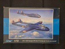 Kit 100 vampire - 1:72,