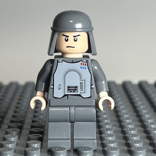 Lego general maximillian veers - general,