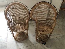 Fauteuil de poupée en paille