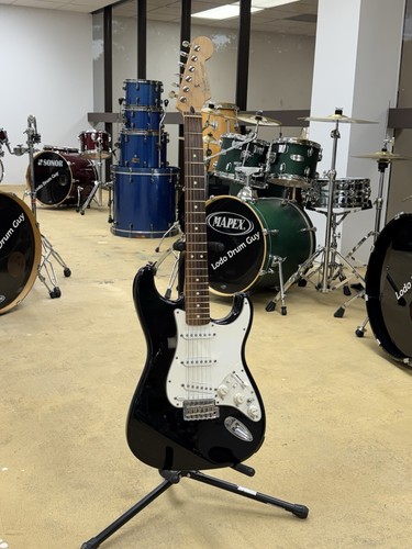 Fender standard roland - standard, ready