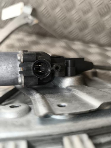 Leve vitre electrique avant