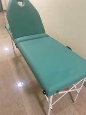 table de massage portative - pliable - bleu claire - très peu utilisée