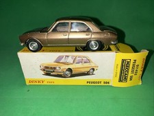 Dinky Toys Spain n° 011452 Peugeot 504  en boite 1/43