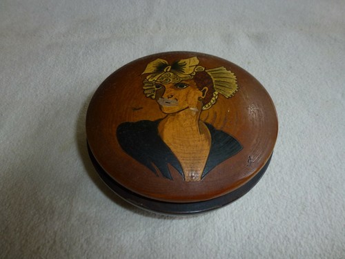 Ancienne boite ronde - boite,