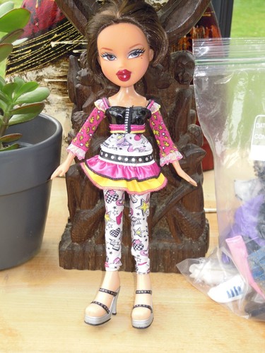 Poupee bratz avec tresor de - avec, 1