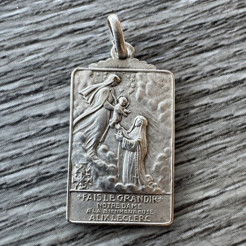 Médaille religieuse ancienne
