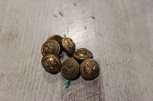 Lot boutons anciens grenade - lot,