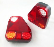 1 jeu de feux arrière à LED