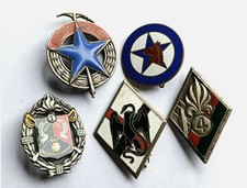 Lot 5 insignes militaires anciens Légion étrangère France / Vintage badges