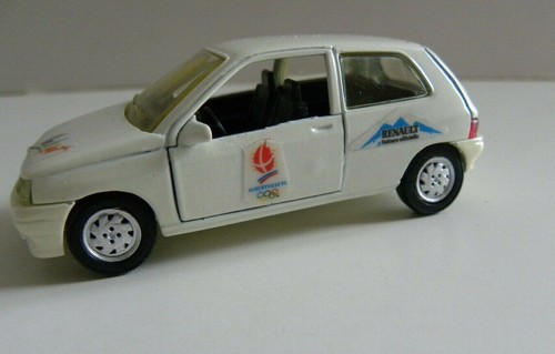 Renault clio vive le - 1/43,