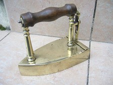  FER A REPASSER - FER A LINGOT