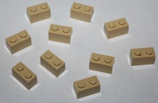 10 x Lego Tan Brick 1x2 ref 3004/set 7194 10220 7184 10214 10131 4852 4768 4730