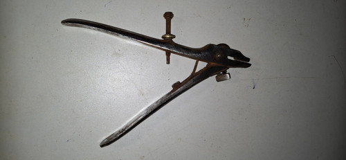 Pince avoyer peugeot 155 - a,
