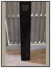 ancien vestiaire relooké industriel année 60 