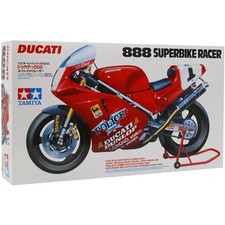 1/12 MAQUETTE DUCATI 888