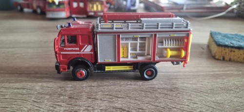 Véhicules miniatures pompiers - véhicules,