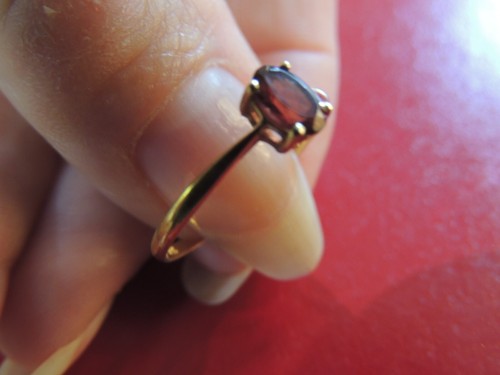 Bague carat et - or, grenat