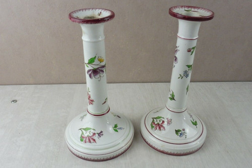 Paires anciens bougeoirs - d'anciens,