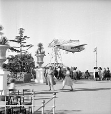 ESPAGNE c. 1951 - Manège Avion  Le Tibidabo  Barcelone - Négatif 6 x 6 - Esp 14